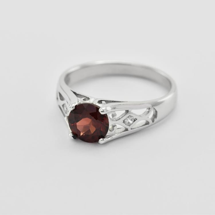 Silberner Ring mit Granat und Zirkonia Wyla 31798