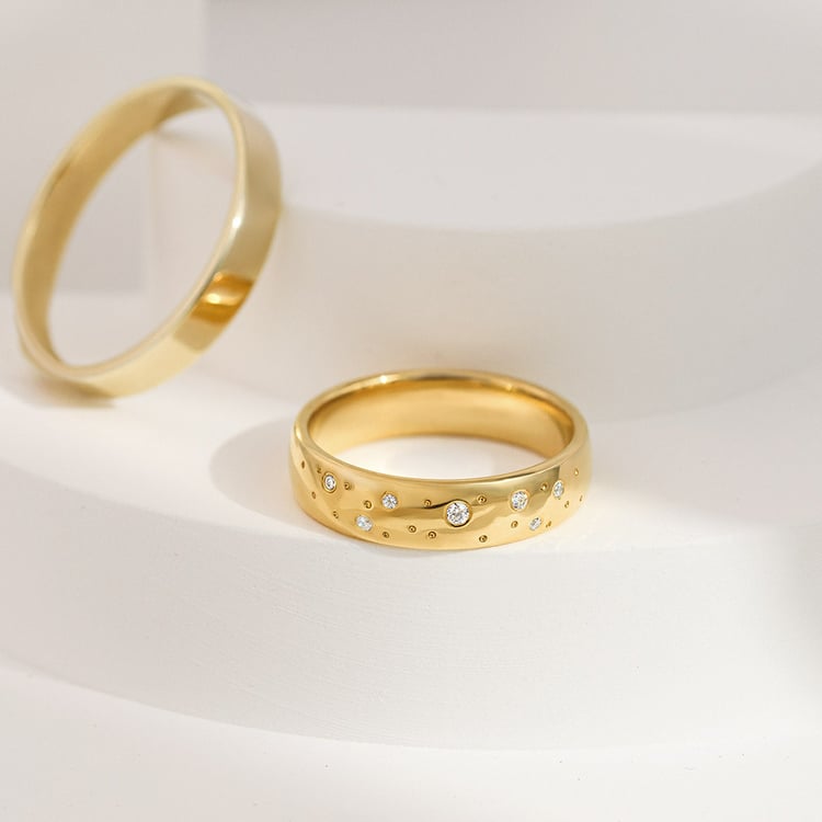 Eheringe aus Gold mit Meer von Diamanten Erich 156787