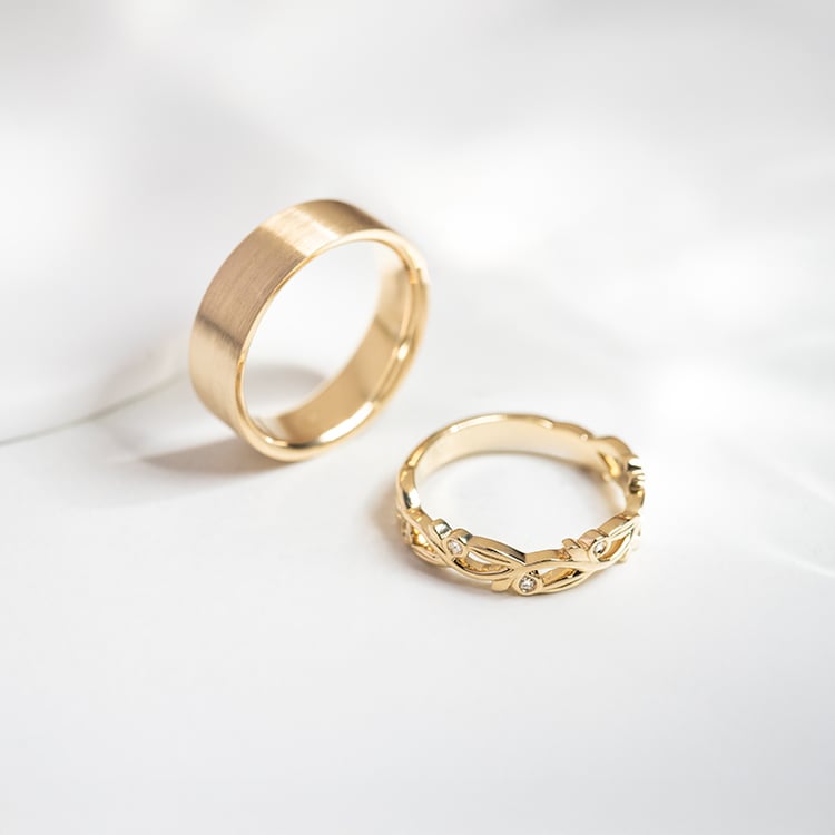 Eheringe mit einem Eternity-Ring und einem flachen Ring Seir 149516