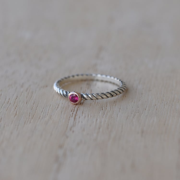 Ring mit Rubin 65561