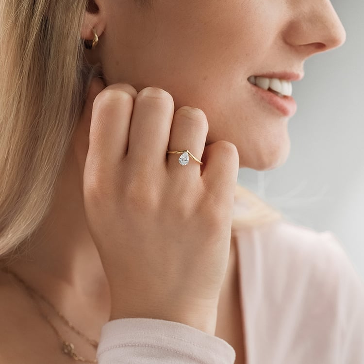 Außergewöhnlicher Verlobungsring 154861