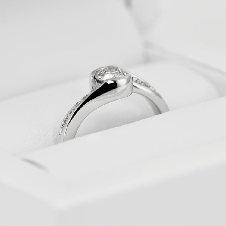 Verlobungsring mit 0.35ct GIA zertifiziertem Diamanten Naia 142816