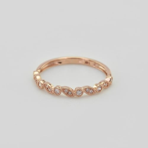 Eternity-Ring aus Gold mit Diamanten halbbesetzt Sango