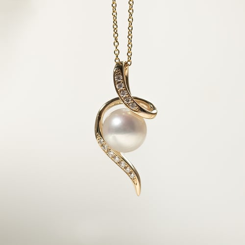 Anhänger mit Perle und Diamanten Acanda