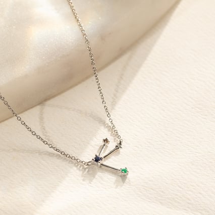 Halskette mit Tierkreiszeichen Taurus