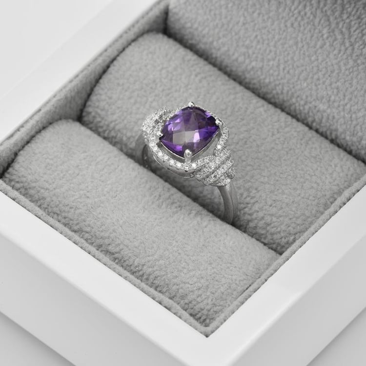 Ring mit Amethyst 42299