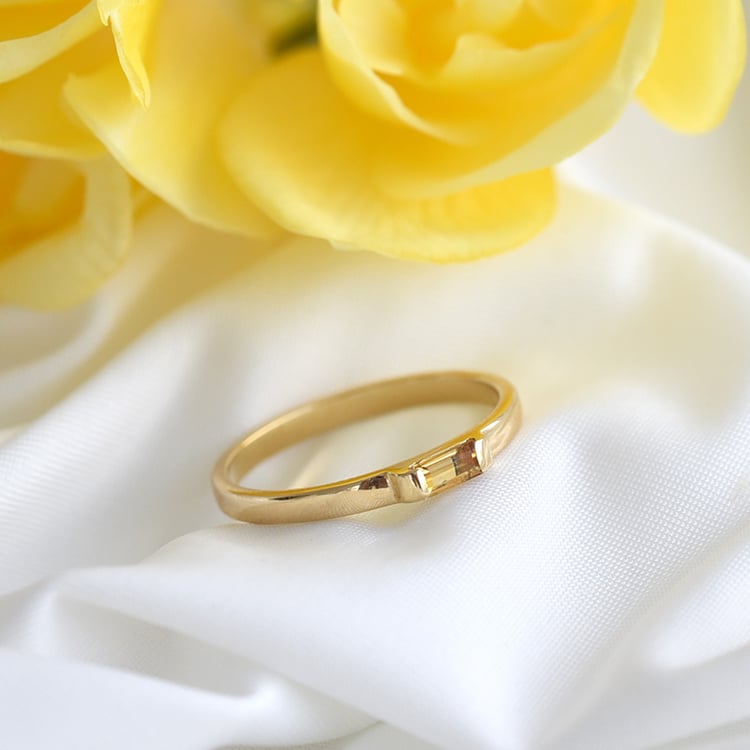 Minimalistischer Ring mit Citrin Xenia 82381