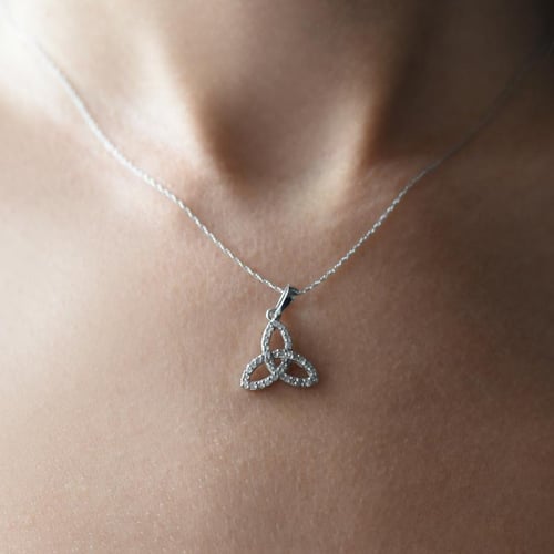 Keltischer Knoten Diamanten Armina