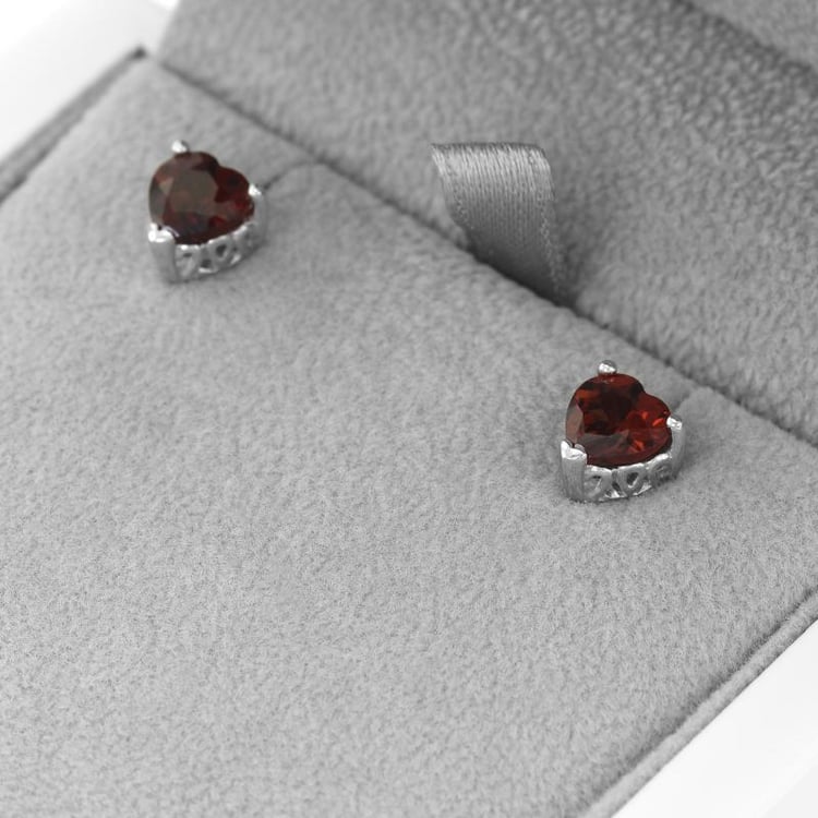 Granat Herzchen Ohrringe in Eppi-Geschenkbox 3812