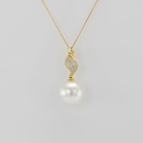 Anhänger mit Diamanten Golya