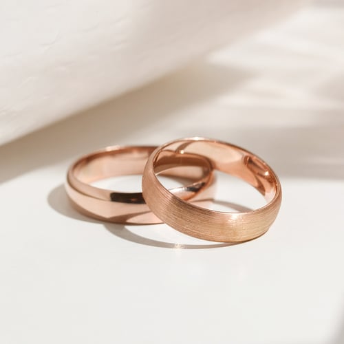 Schlichte Trauringe aus Gold Ygyn