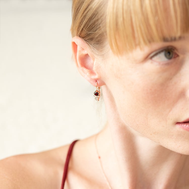 Set aus Cluster Schmuck mit böhmischen Granaten, Morganiten und Moissaniten Ester 146893