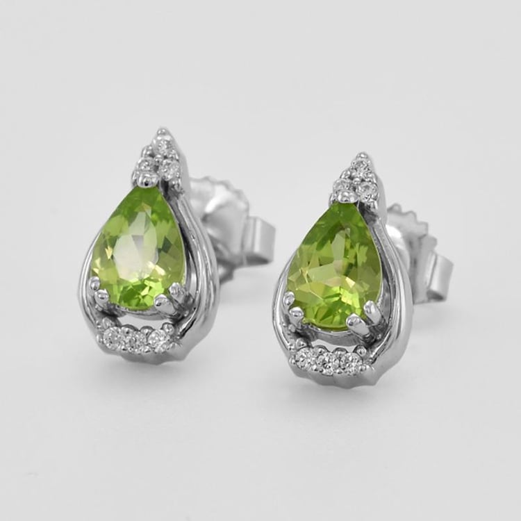 Silberne Ohrringe mit Olivinen Palle 42600