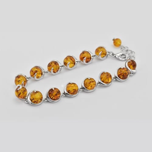 Wunderschönes Silberarmband mit Bernstein Kamea