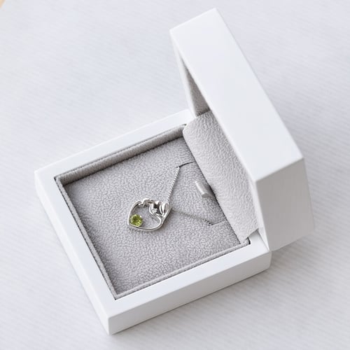 Silberner Anhänger Mutter und Kind mit Olivin und Diamant Ella