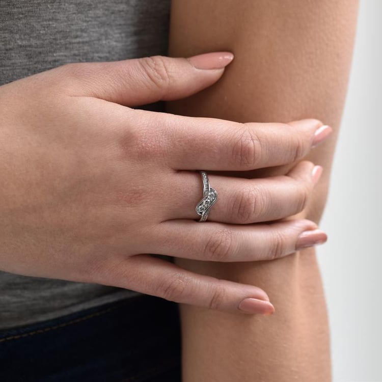 Goldener Verlobungsring 7105