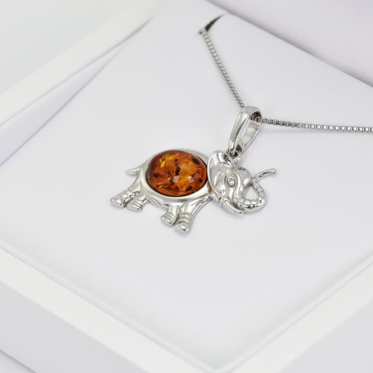 Halskette aus Silber 15016