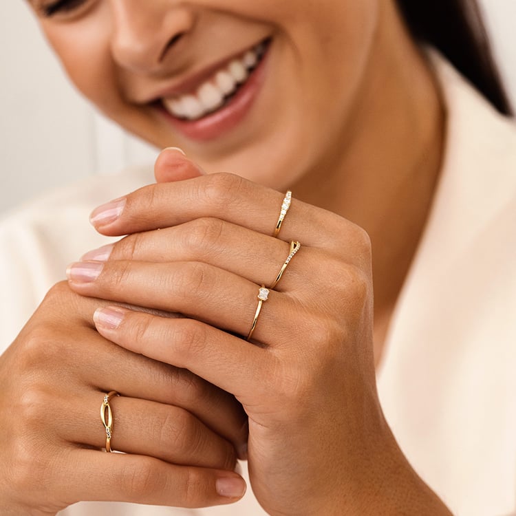 Minimalistischer Ring aus Silber mit Lab Grown Diamanten Ingvar 162981