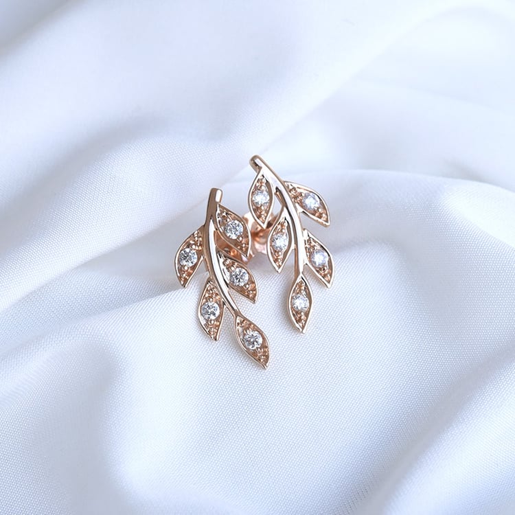 Silberne Ohrstecker in Form von Blättern mit Lab Grown Diamanten Jooa 104126