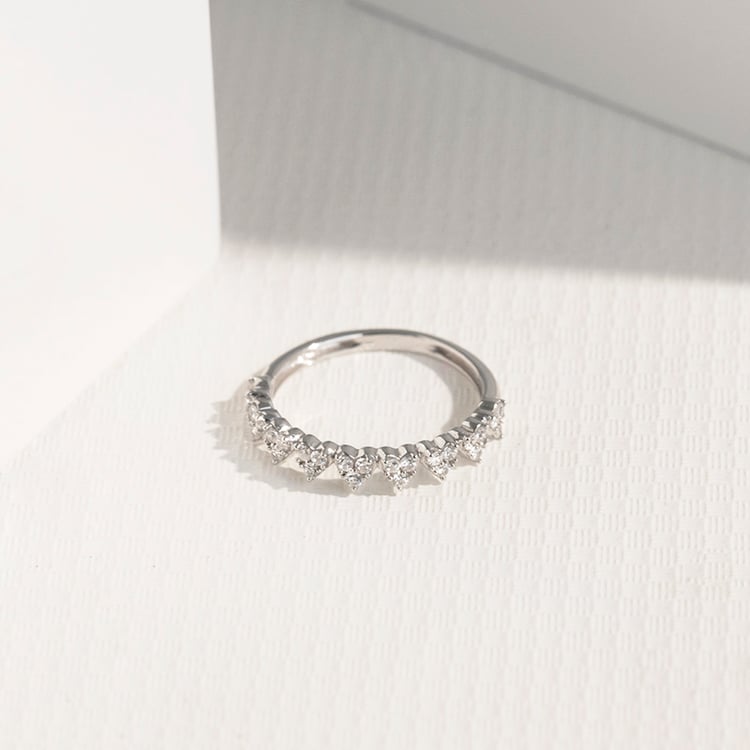 Eternity-Ring mit Herzen und Diamanten Mihai 112890