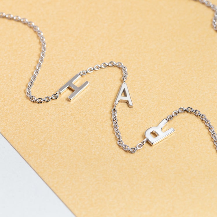 Silberkette mit drei Buchstaben nach Ihrer Wahl Lupe 149225