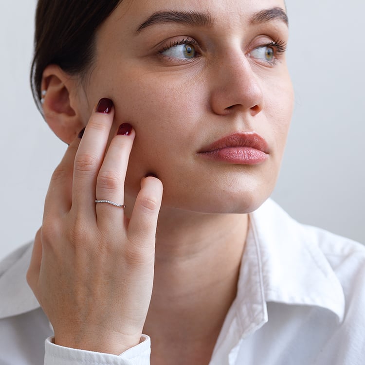 Memoire Ring in V- Form mit Diamanten Celiena 133339