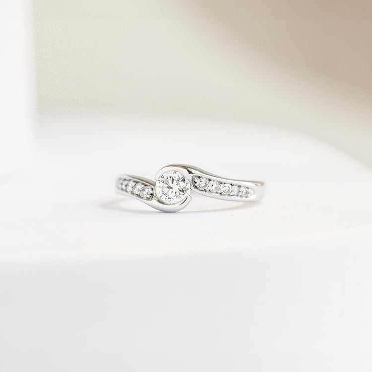 Verlobungsring mit 0.35ct GIA zertifiziertem Diamanten Naia 142866