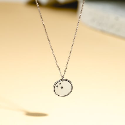 Silberner Anhänger Bowlingkugel mit Gravur Ihrer Wahl Bowling