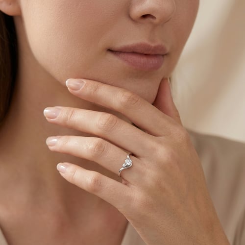Verlobungsring in Wellenform mit 0.67ct IGI-zertifiziertem Lab Grown Diamanten Mirj