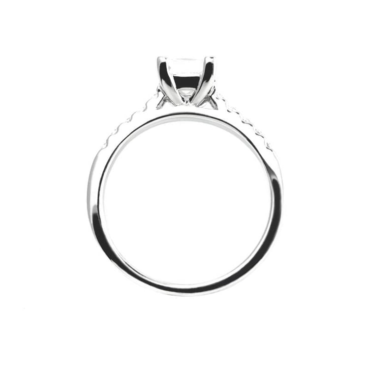 Verlobungsring aus Gold mit Diamanten 5113