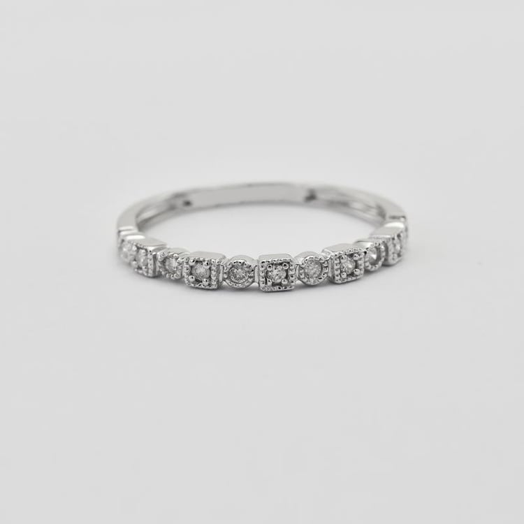 Eheringe aus einem Vintage-Ring mit Lab Grown Diamanten und einem Komfort-Ring Chryssa 105877