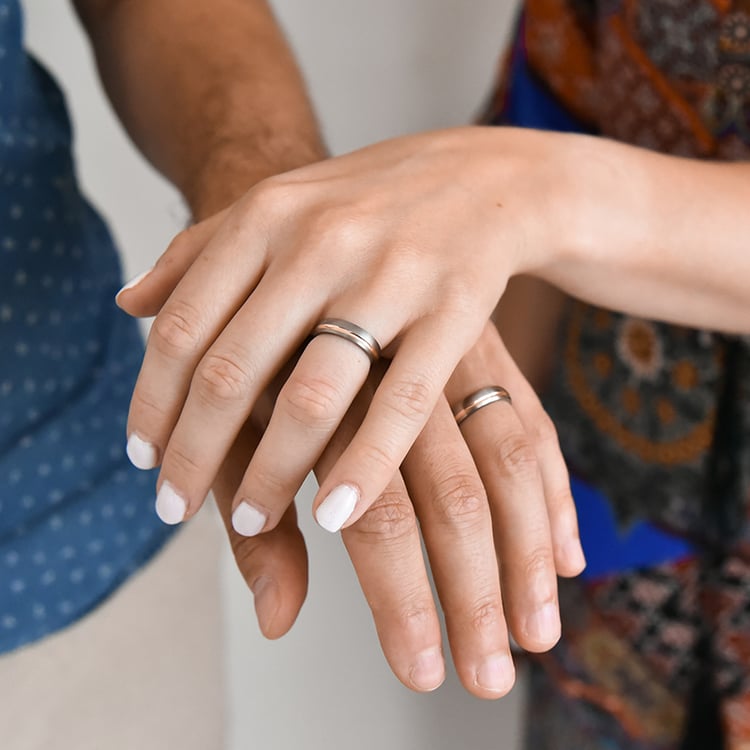 Eheringe aus Titan und Gold Gould 107539