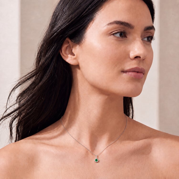 Eleganter Anhänger mit Smaragd und Lab Grown Diamanten Harvey 171129