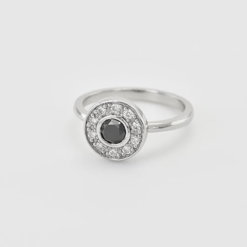 Verlobungsring Set mit schwarzem Diamant Eyva