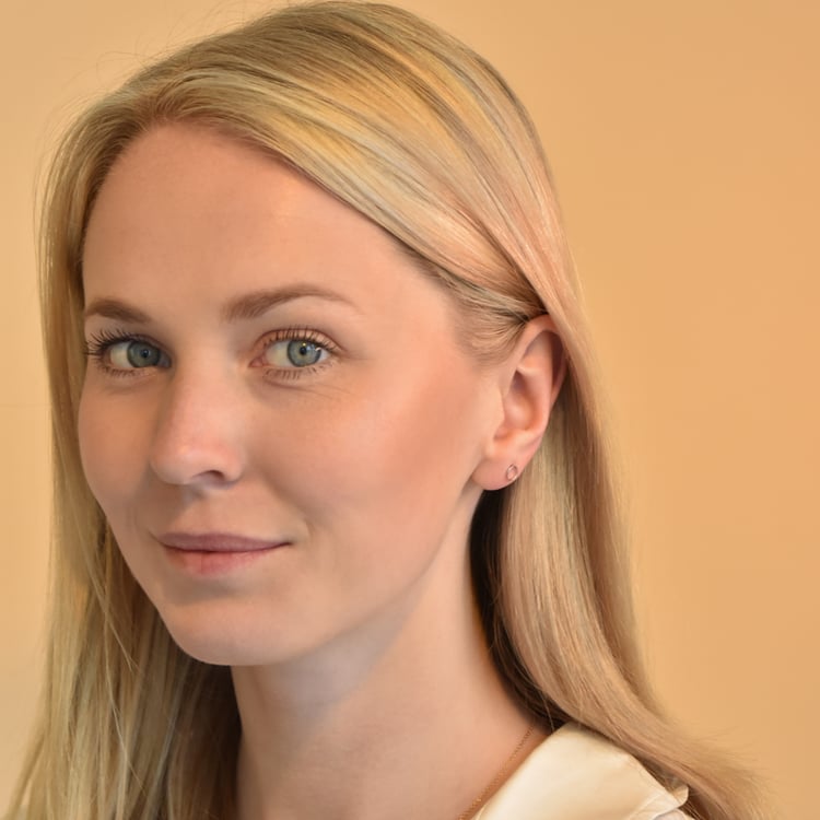 Minimalistische goldene Ohrringe Janne 104323