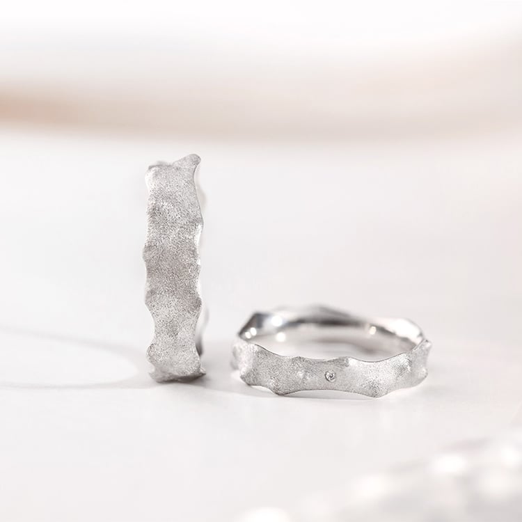 Eheringe mit goldenen Diamanten Spikes 153791