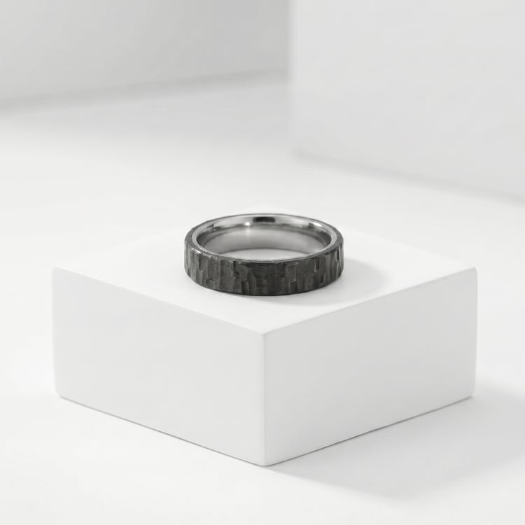 Flacher Ringe aus Carbon und Titan Mika 167774
