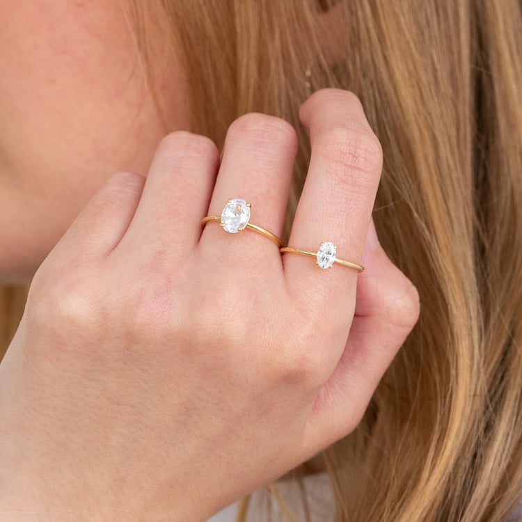 Verlobungsring mit 0.53ct IGI-zertifiziertem einem ovalen Diamanten Frost 169599