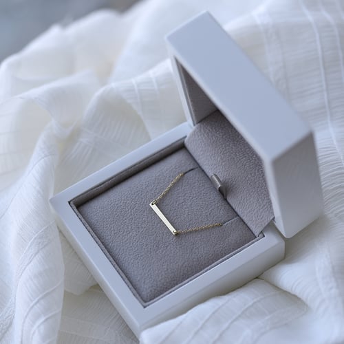 Silbernes minimalistisches Armband Bar