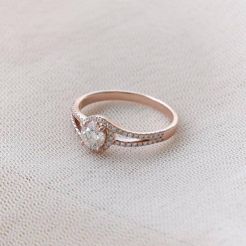 Halo-Verlobungsring mit Lab Grown Diamanten Mevlie