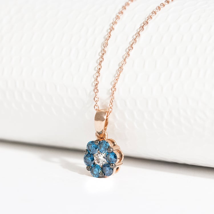Blaue Diamanten im Anhänger in Blumenform Shayne 114607