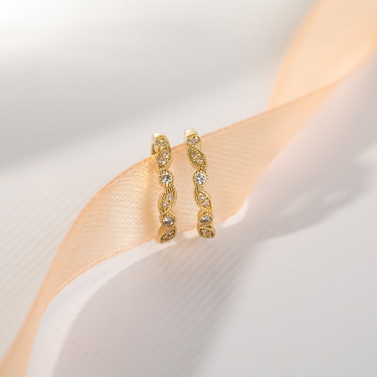 Elegante Creolen mit Diamanten Veeti 121666