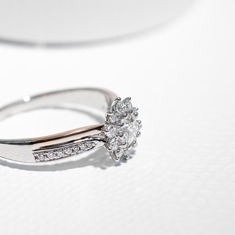 Verlobungsring mit 0.30ct GIA Diamant Evander 125383