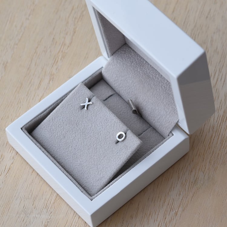 Silberohrringe &quot;Umarmung und Kuss&quot; Adalee 67199