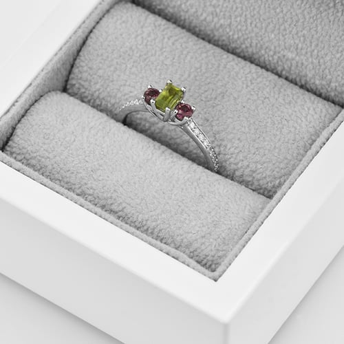 Goldener Diamantring mit Olivin und Rhodolith Granat Salome