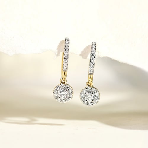 Goldene runde Ohrringe mit 0.09ct natürlichen Diamanten Namita