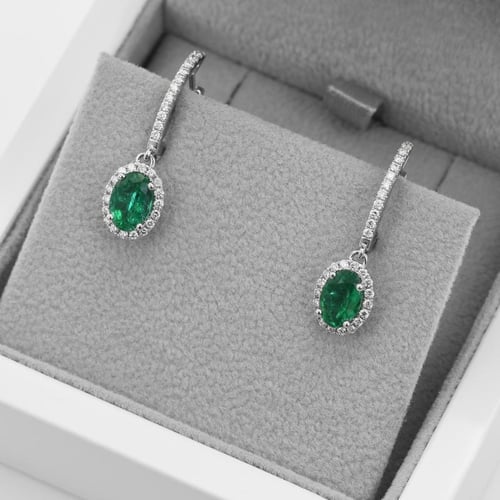 Goldene Ohrhänger verziert mit Smaragden und Diamanten Azura