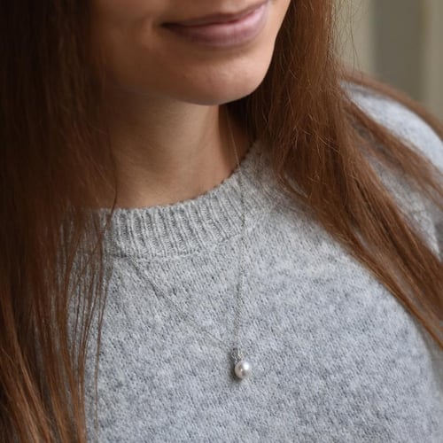 Silberner Anhänger mit Diamanten Alixa