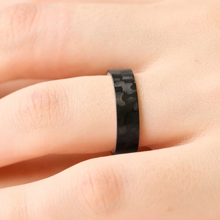 Flacher Ring aus Carbon und Silber Walker 165787