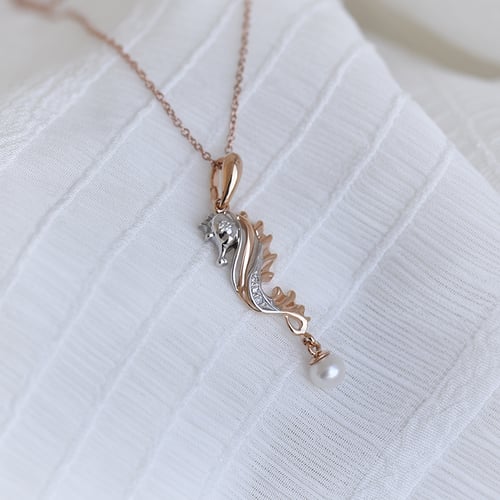 Anhänger mit Seepferdchen und Diamanten Delen